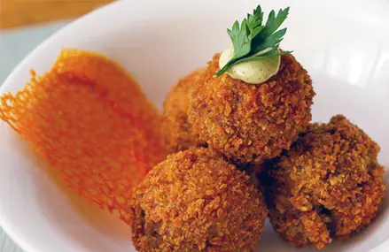 Croquetas de queso (4 pz).